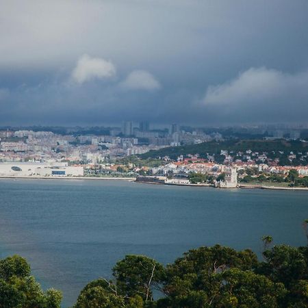 Bed and Breakfast Ola Belem! Cozy Windmill, Stunning Views To Lisboa Капарика Экстерьер фото