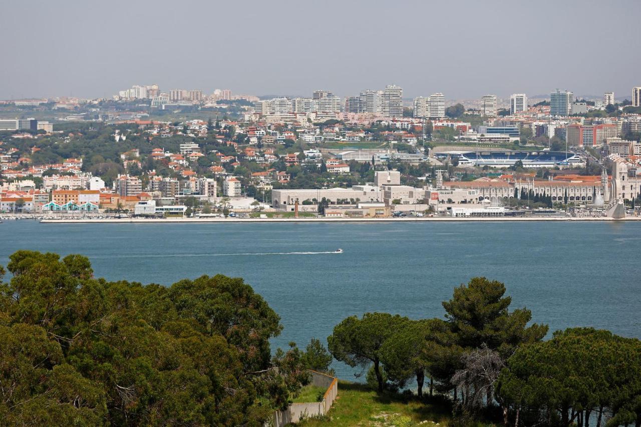 Bed and Breakfast Ola Belem! Cozy Windmill, Stunning Views To Lisboa Капарика Экстерьер фото